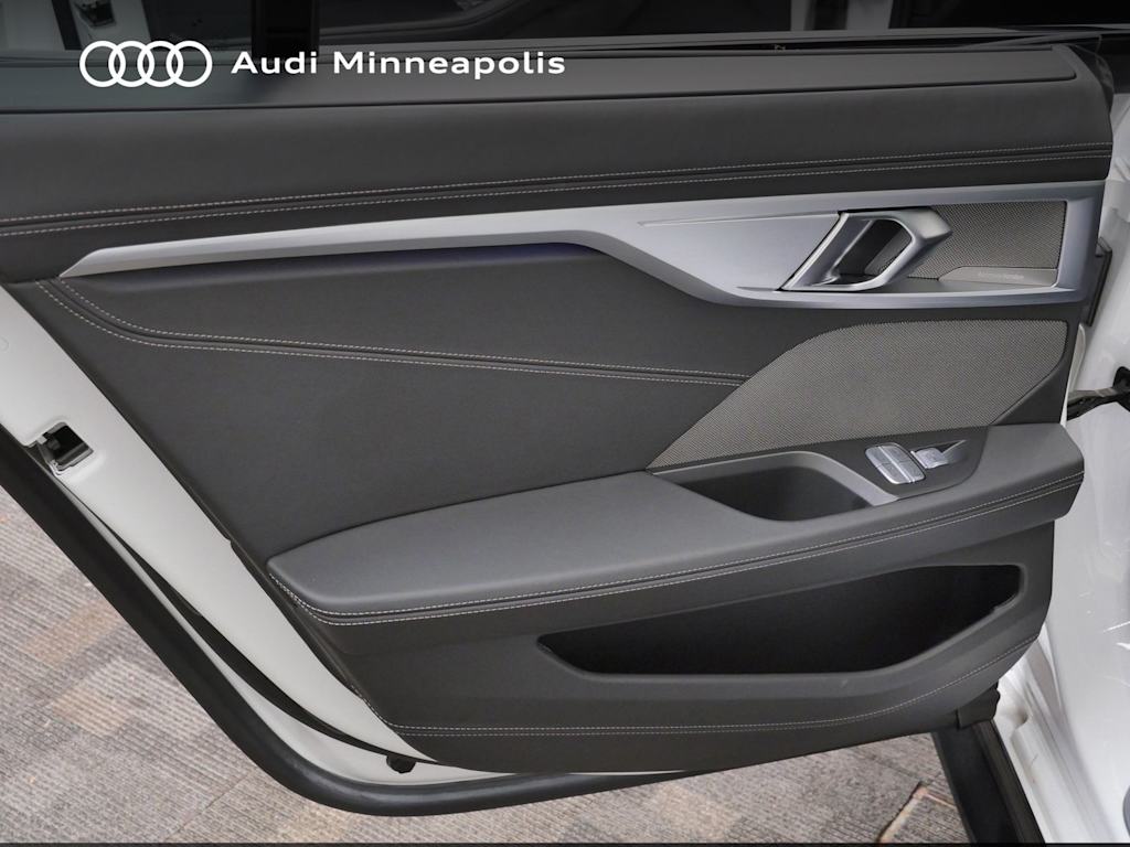 Thumbnail: 2020 BMW 8 Series - 18