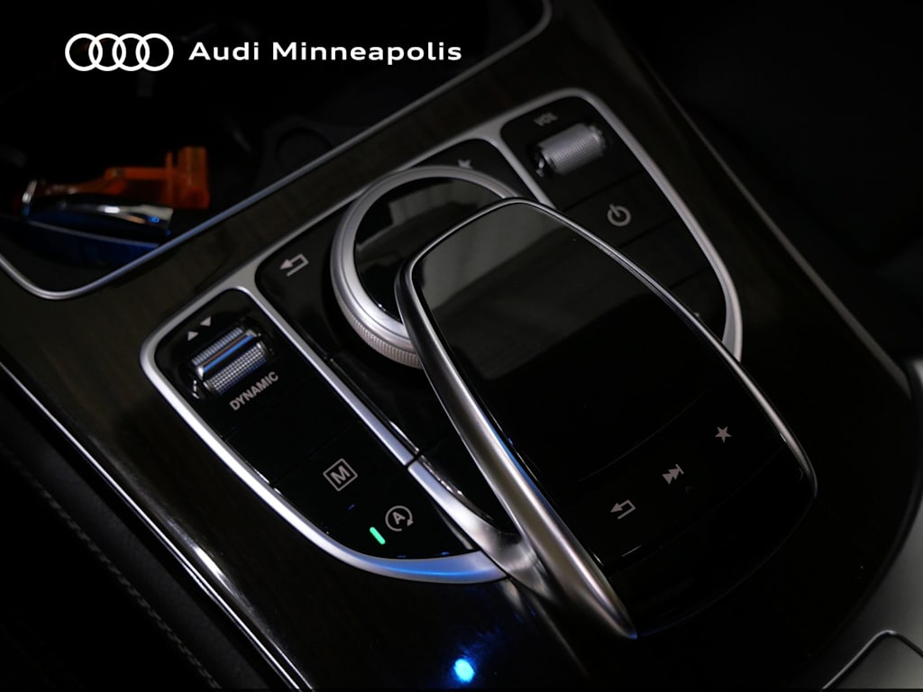 Thumbnail: 2017 Mercedes-Benz GLC - 10
