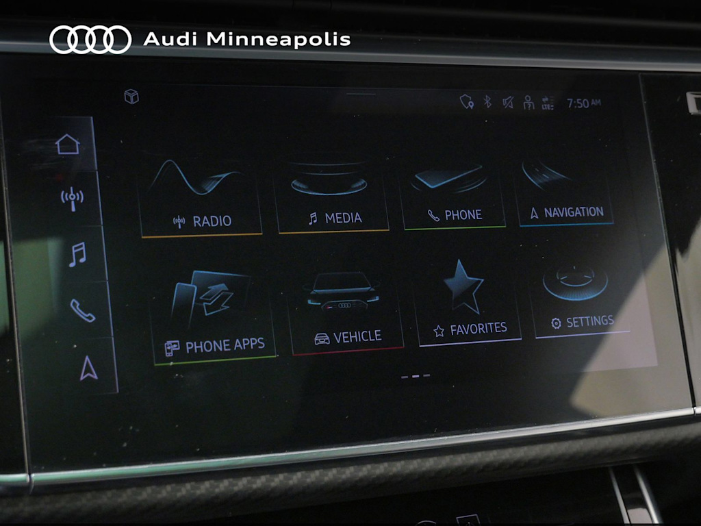 Thumbnail: 2022 Audi RS Q8 - 8
