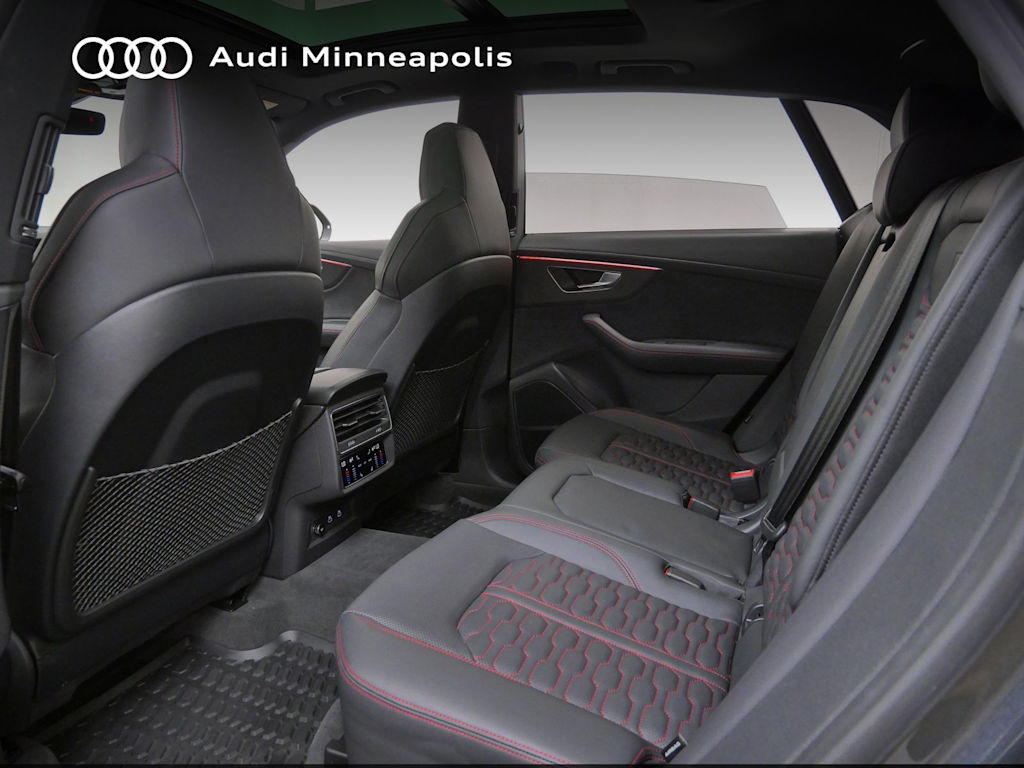 Thumbnail: 2023 Audi RS Q8 - 9