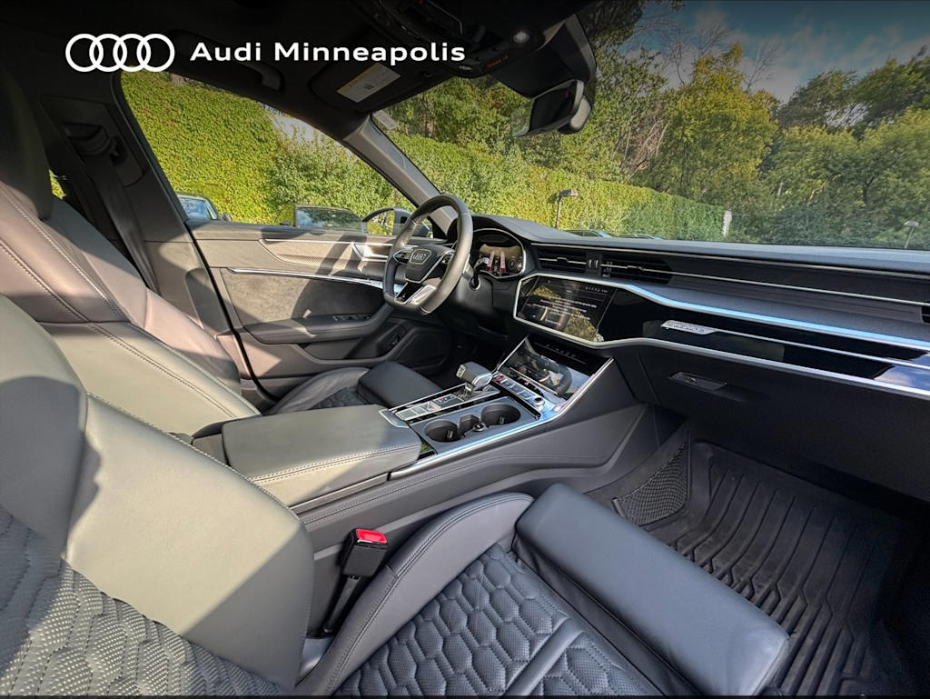 Thumbnail: 2024 Audi RS 6 - 2