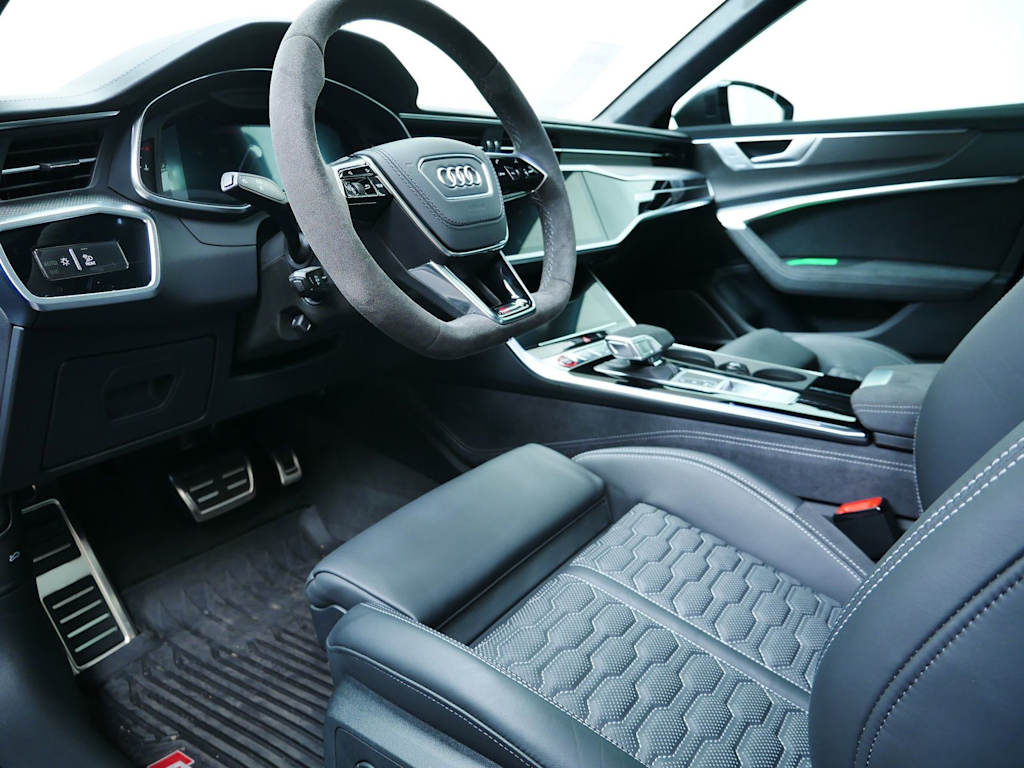 Thumbnail: 2025 Audi RS 6 - 2