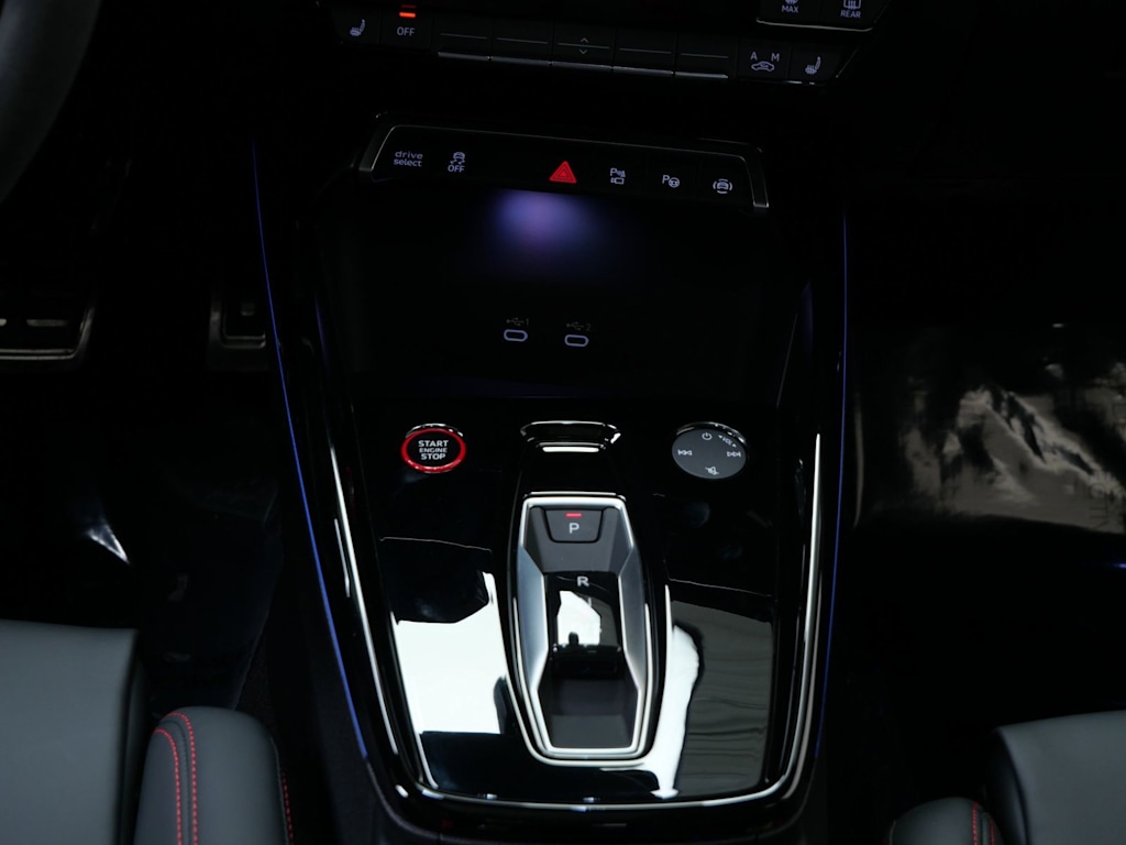 Thumbnail: 2026 Audi RS 3 - 9