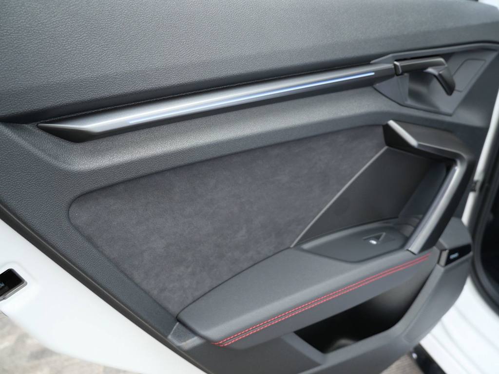 Thumbnail: 2026 Audi RS 3 - 15