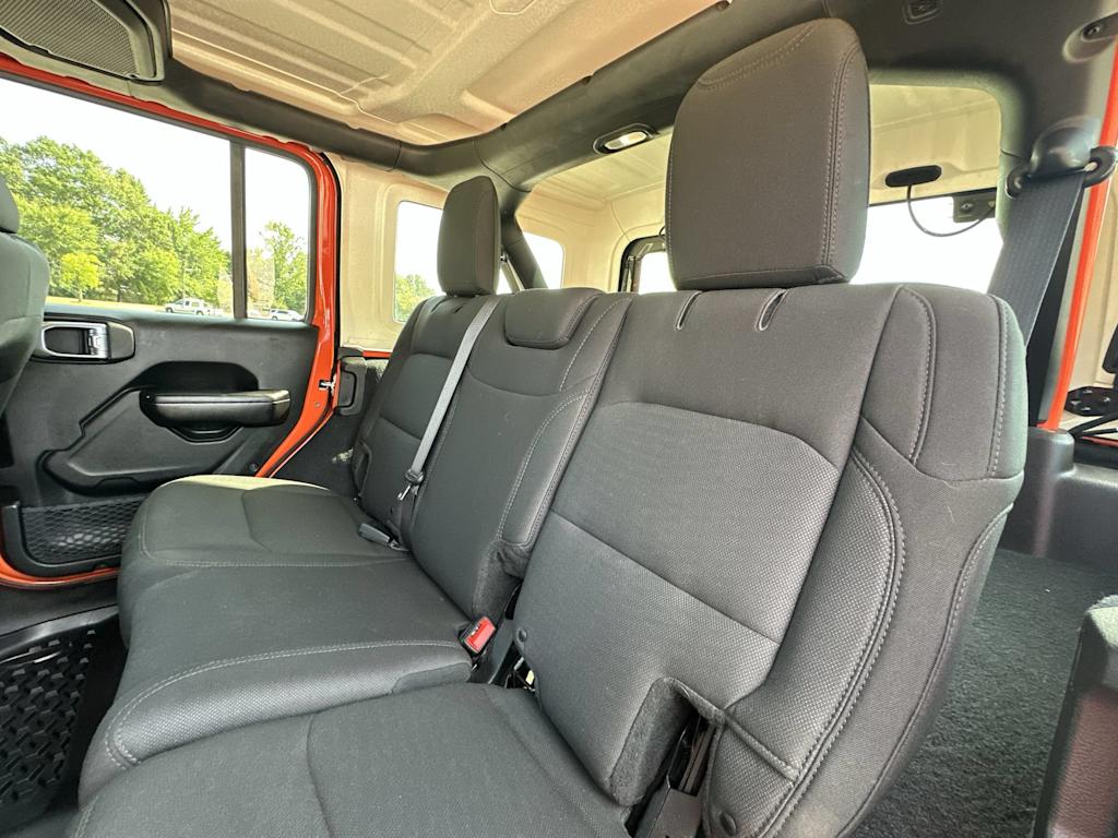 Thumbnail: 2018 Jeep Wrangler - 29