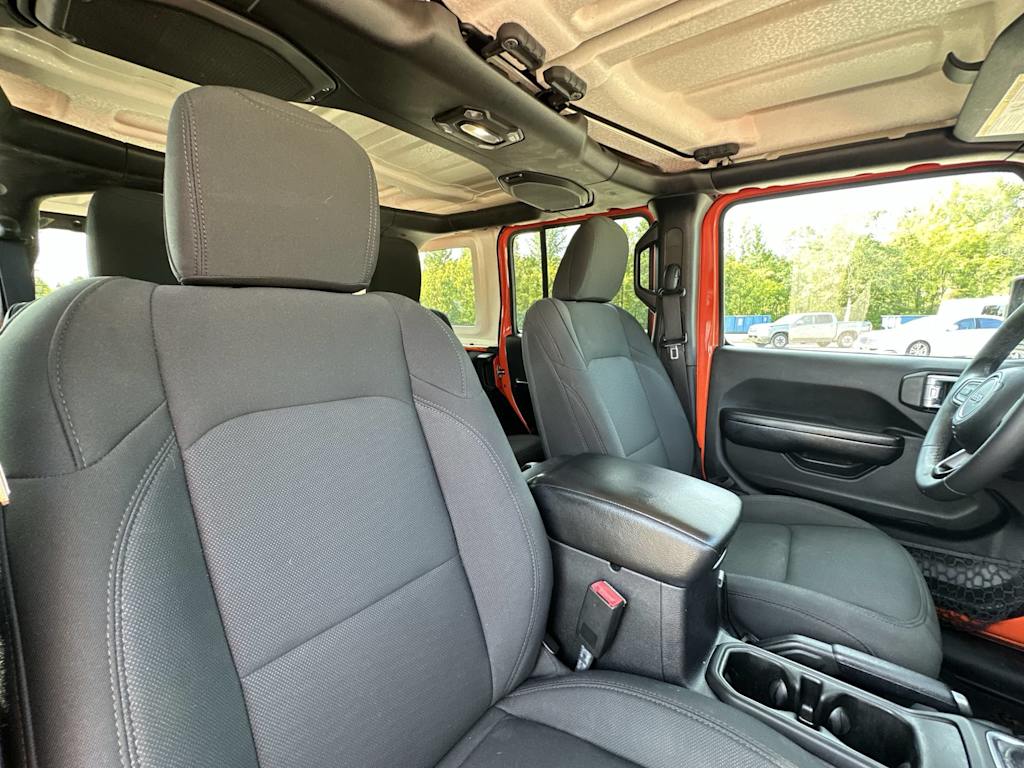 Thumbnail: 2018 Jeep Wrangler - 12