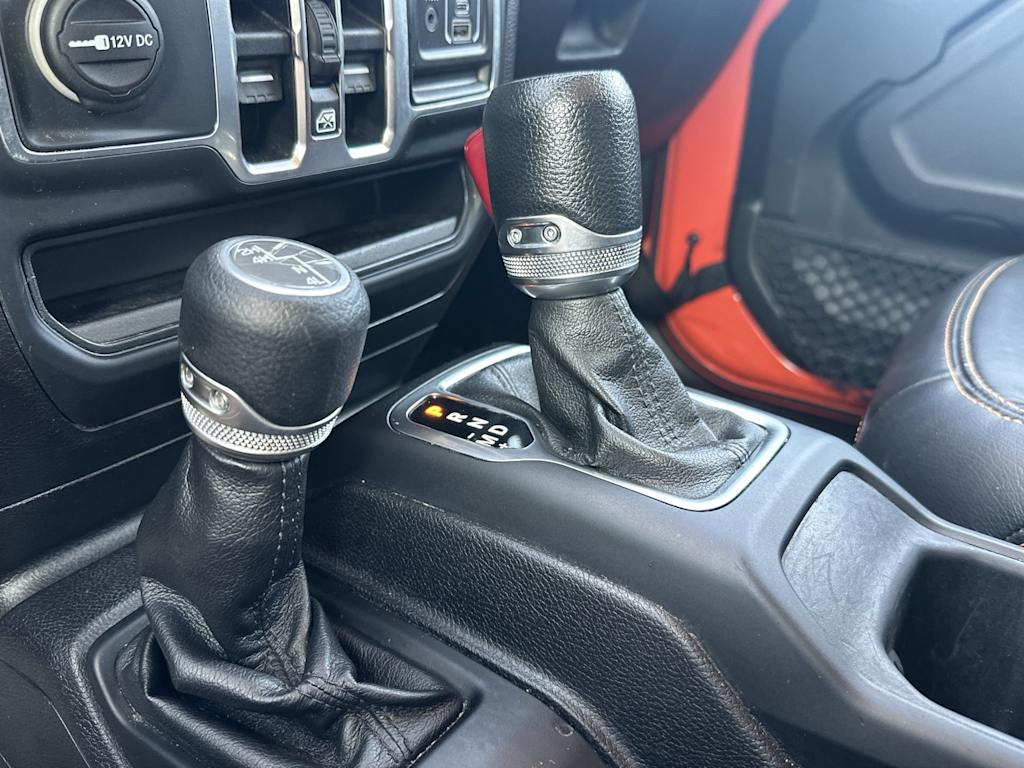 Thumbnail: 2018 Jeep Wrangler - 35