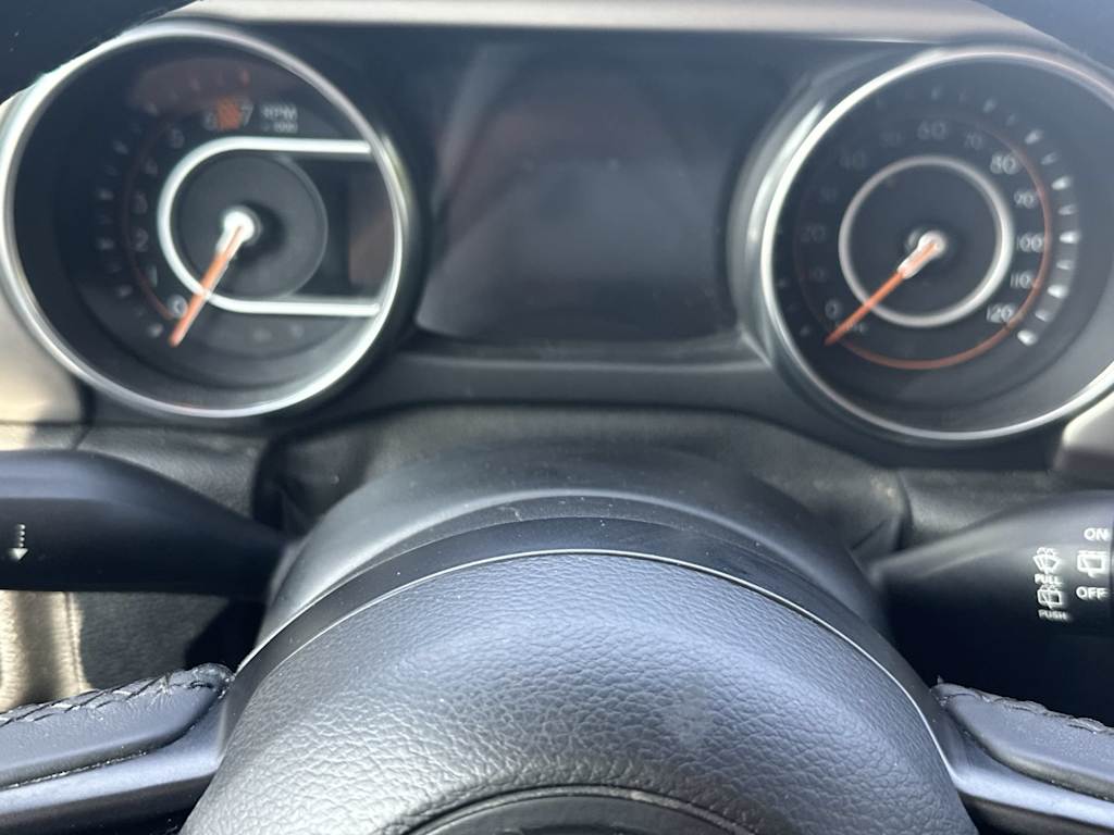 Thumbnail: 2018 Jeep Wrangler - 36
