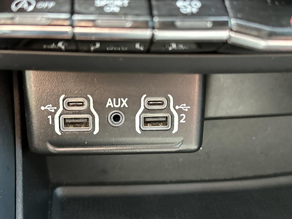 Thumbnail: 2023 Dodge Durango - 37