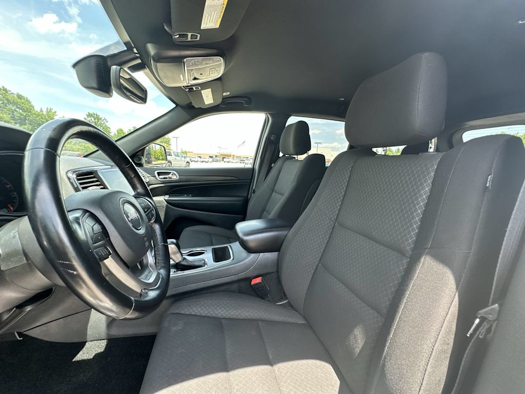 Thumbnail: 2022 Jeep Grand Cherokee - 10