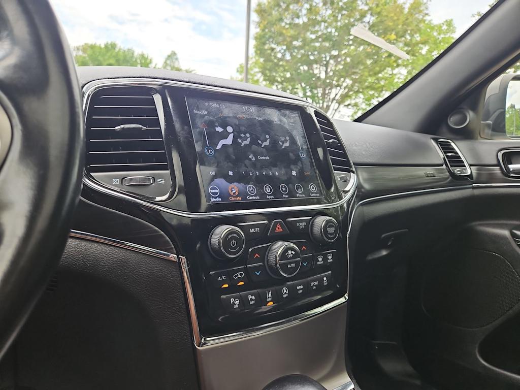 Thumbnail: 2021 Jeep Grand Cherokee - 16