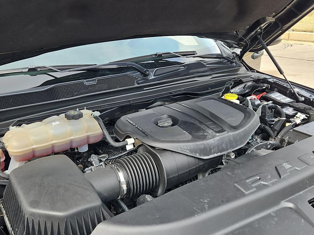 Thumbnail: 2025 RAM 1500 - 9