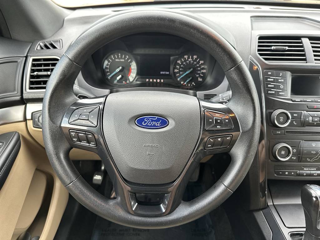 Thumbnail: 2017 Ford Explorer - 10