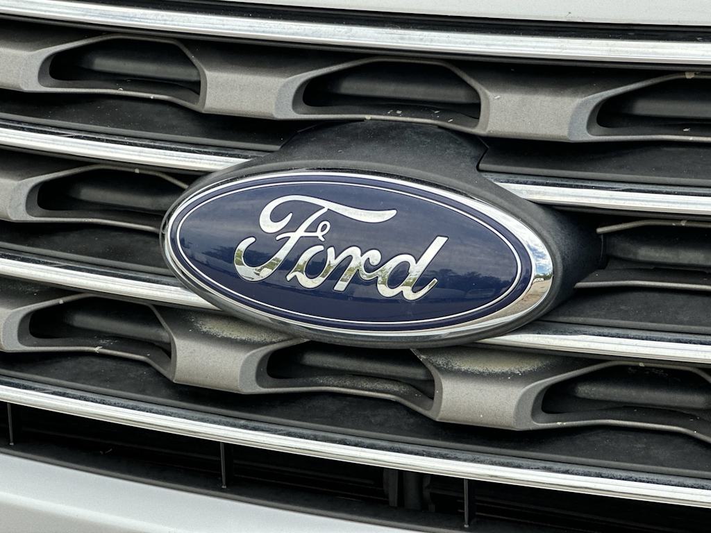 Thumbnail: 2017 Ford Explorer - 7