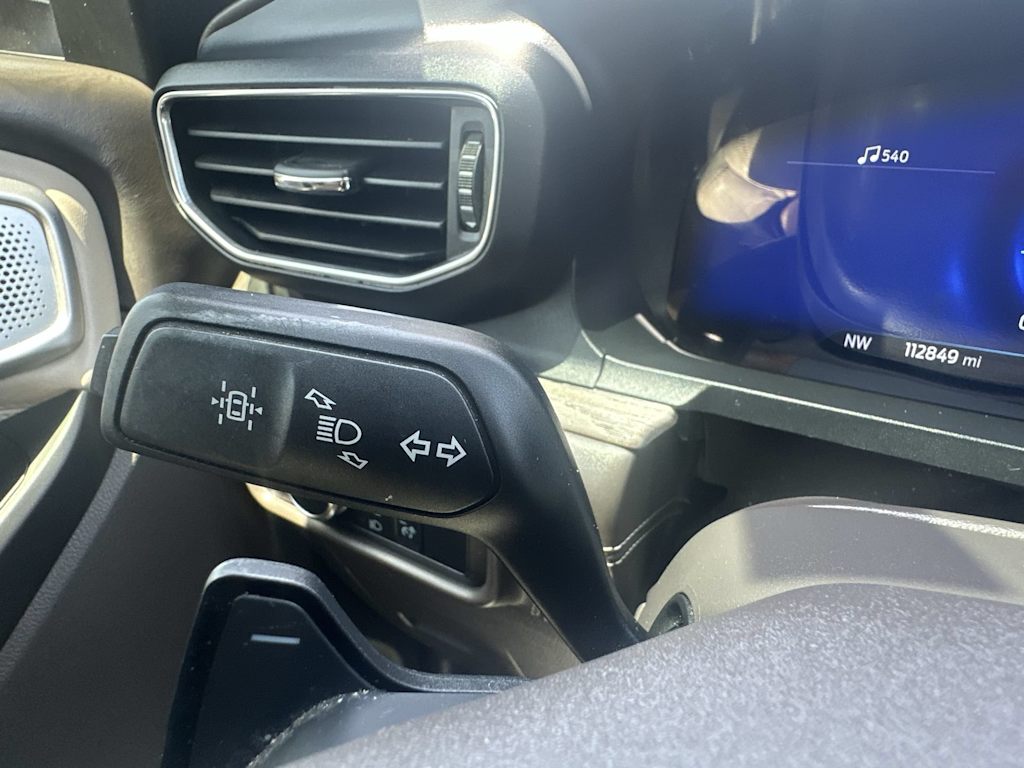 Thumbnail: 2020 Ford Explorer - 14