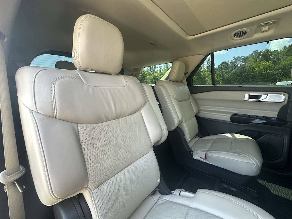 Thumbnail: 2020 Ford Explorer - 29