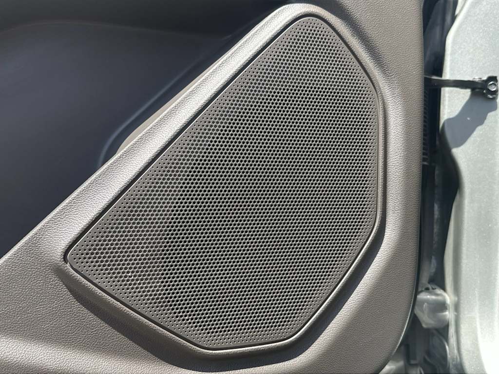 Thumbnail: 2020 Ford Explorer - 36