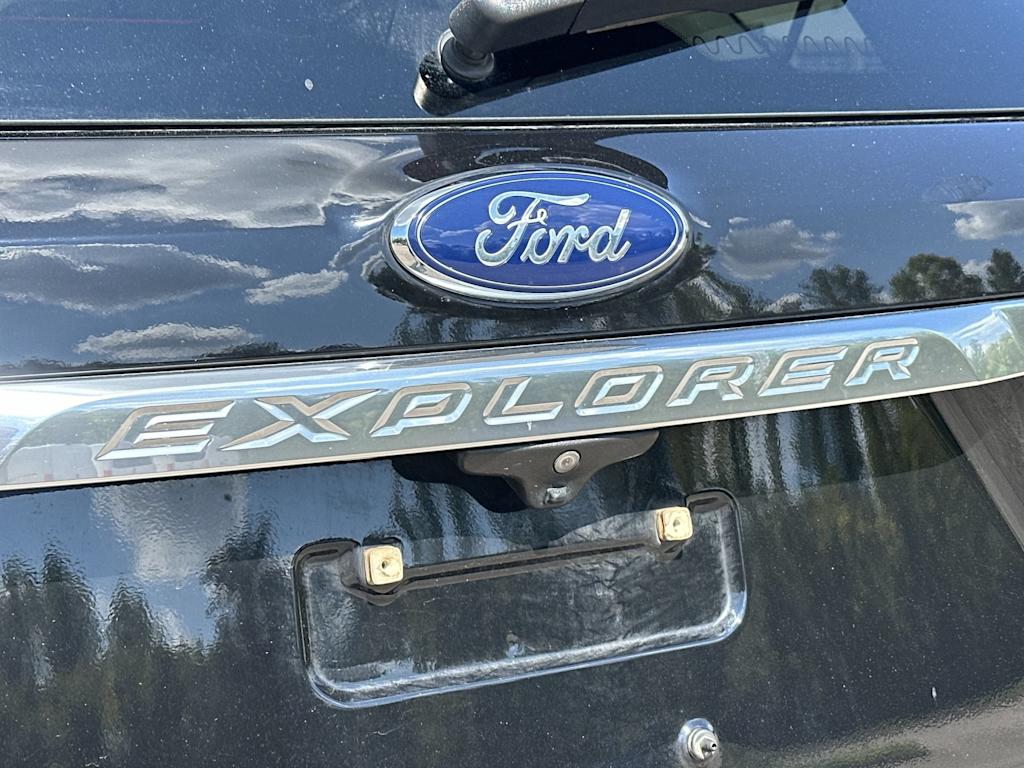 Thumbnail: 2017 Ford Explorer - 24