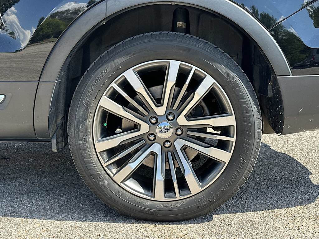 Thumbnail: 2017 Ford Explorer - 6