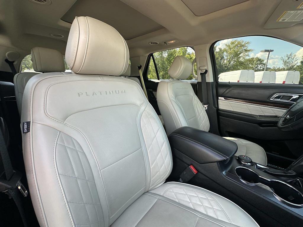 Thumbnail: 2017 Ford Explorer - 10