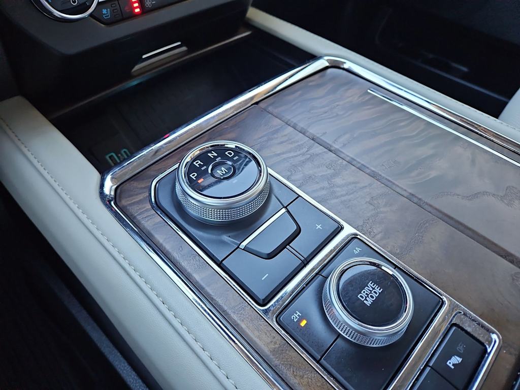 Thumbnail: 2020 Ford Expedition - 36