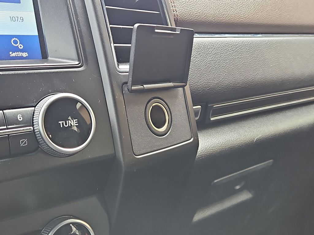 Thumbnail: 2021 Ford Expedition - 36