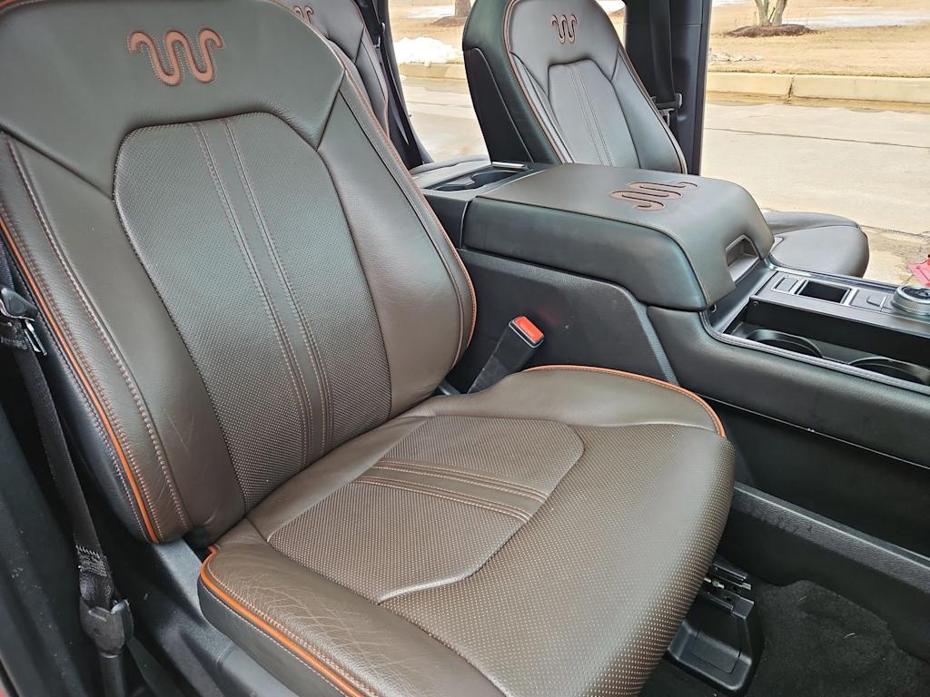 Thumbnail: 2021 Ford Expedition - 30