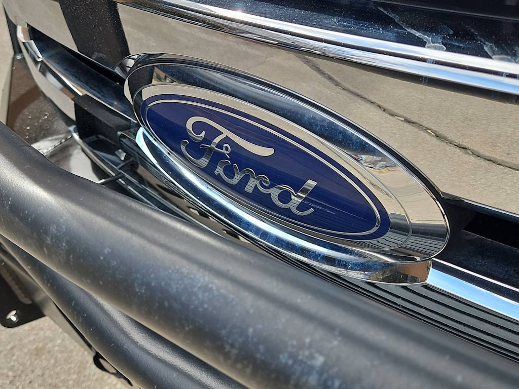 Thumbnail: 2017 Ford F-350 - 6