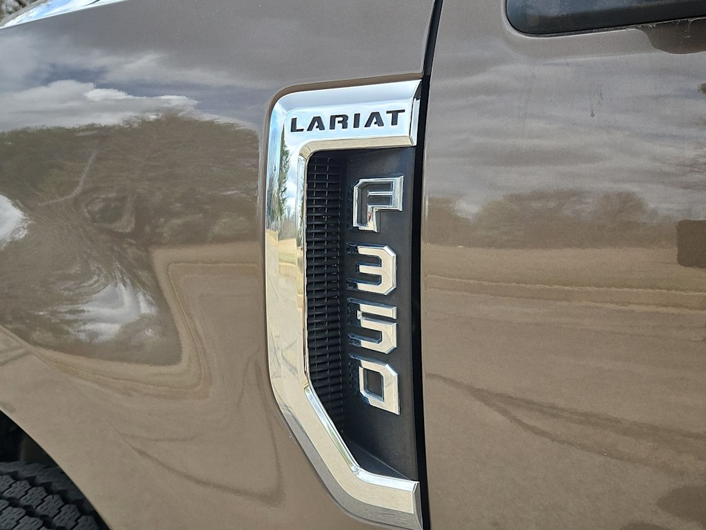 Thumbnail: 2017 Ford F-350 - 21