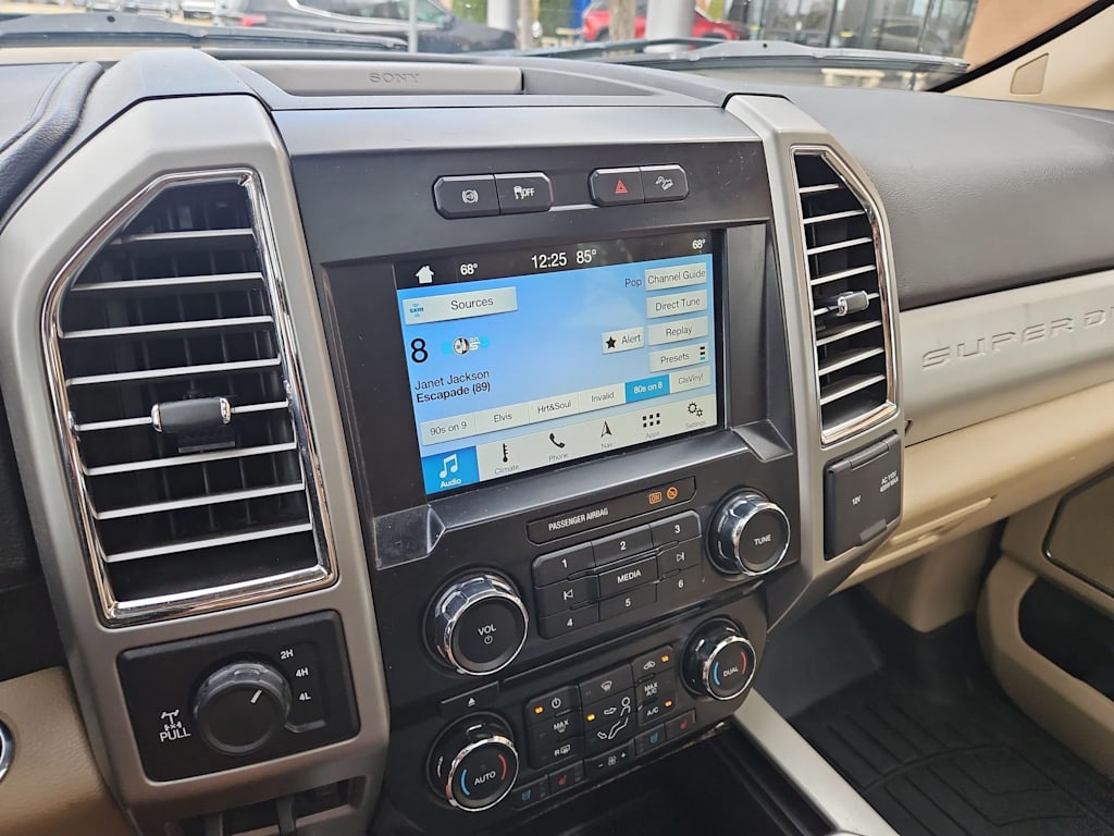 Thumbnail: 2017 Ford F-350 - 33