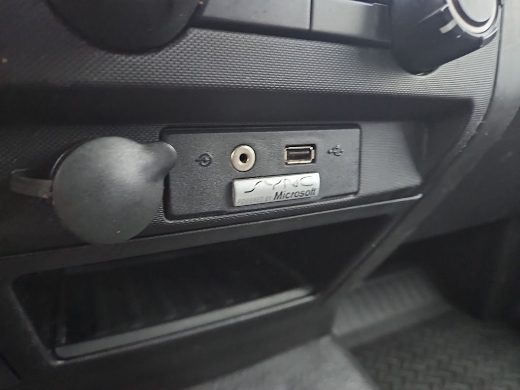 Thumbnail: 2013 Ford F-150 - 32