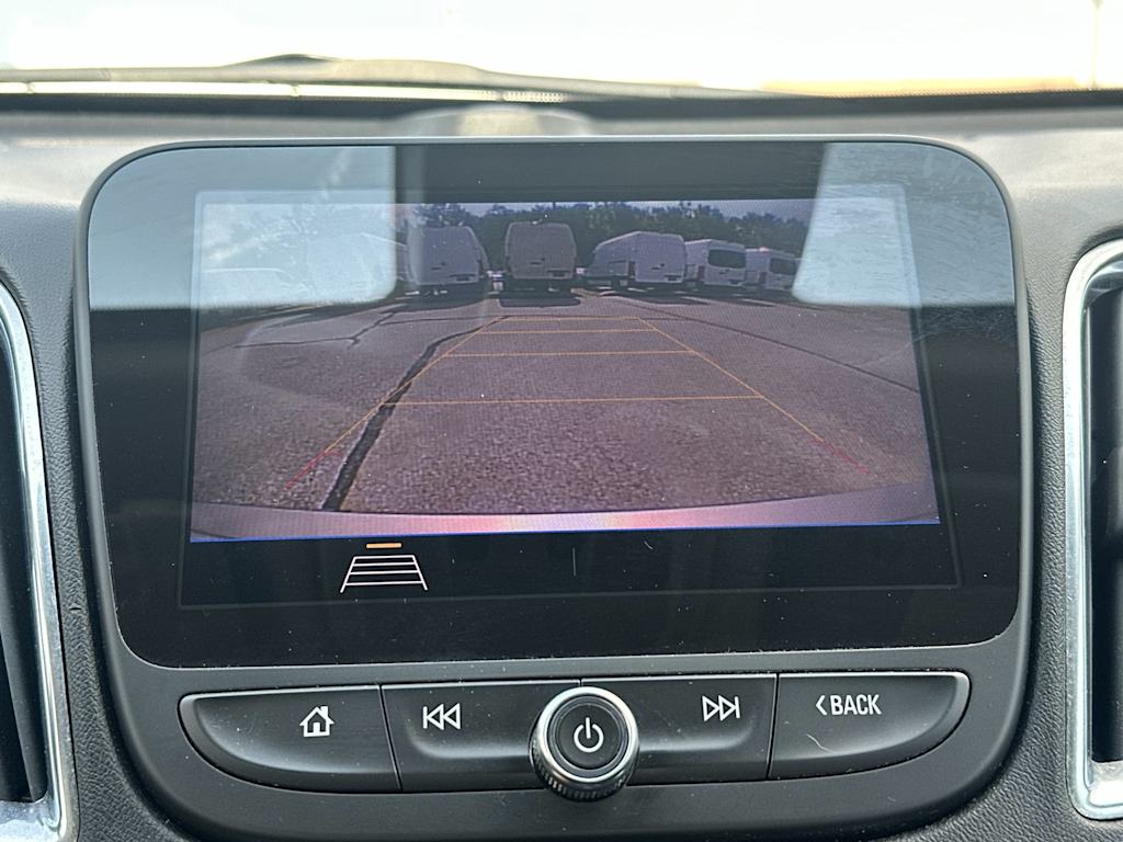 Thumbnail: 2019 Chevrolet Malibu - 14