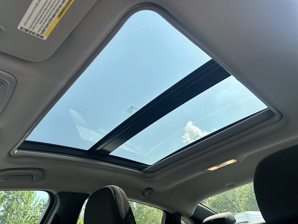 Thumbnail: 2019 Chevrolet Malibu - 27