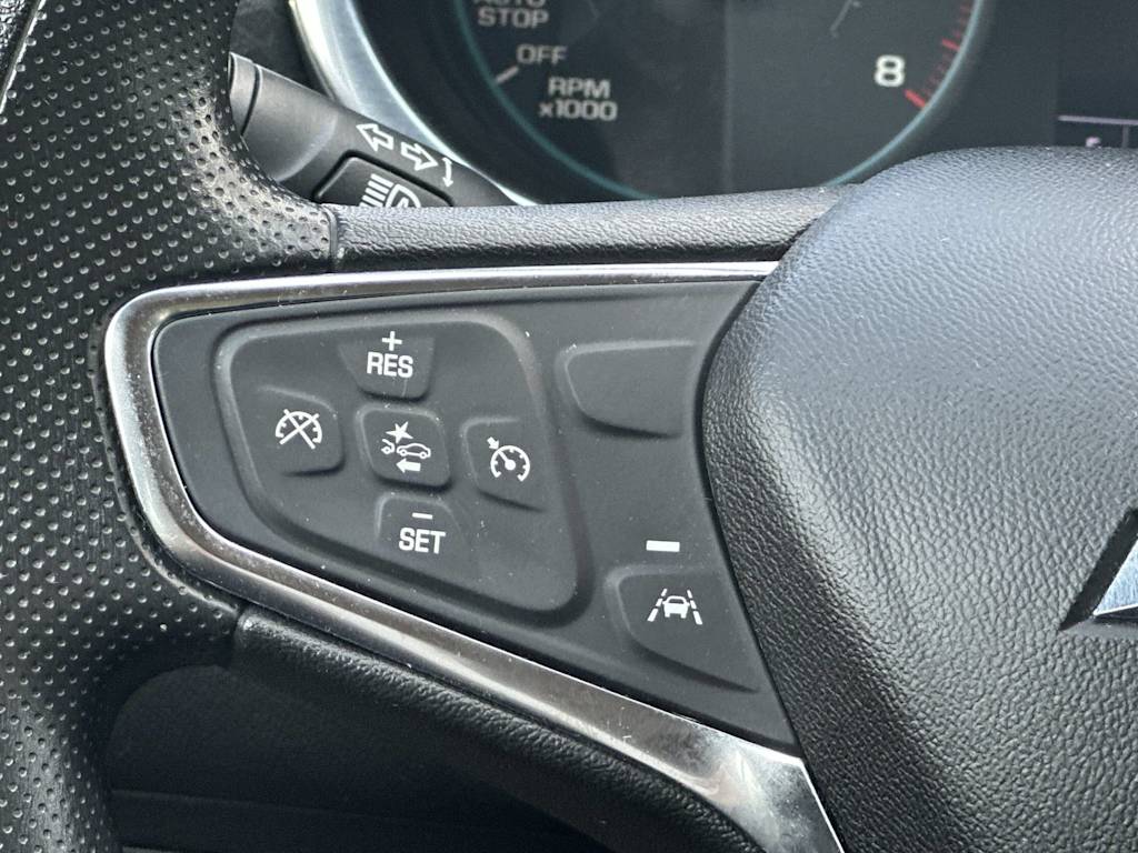 Thumbnail: 2019 Chevrolet Malibu - 32