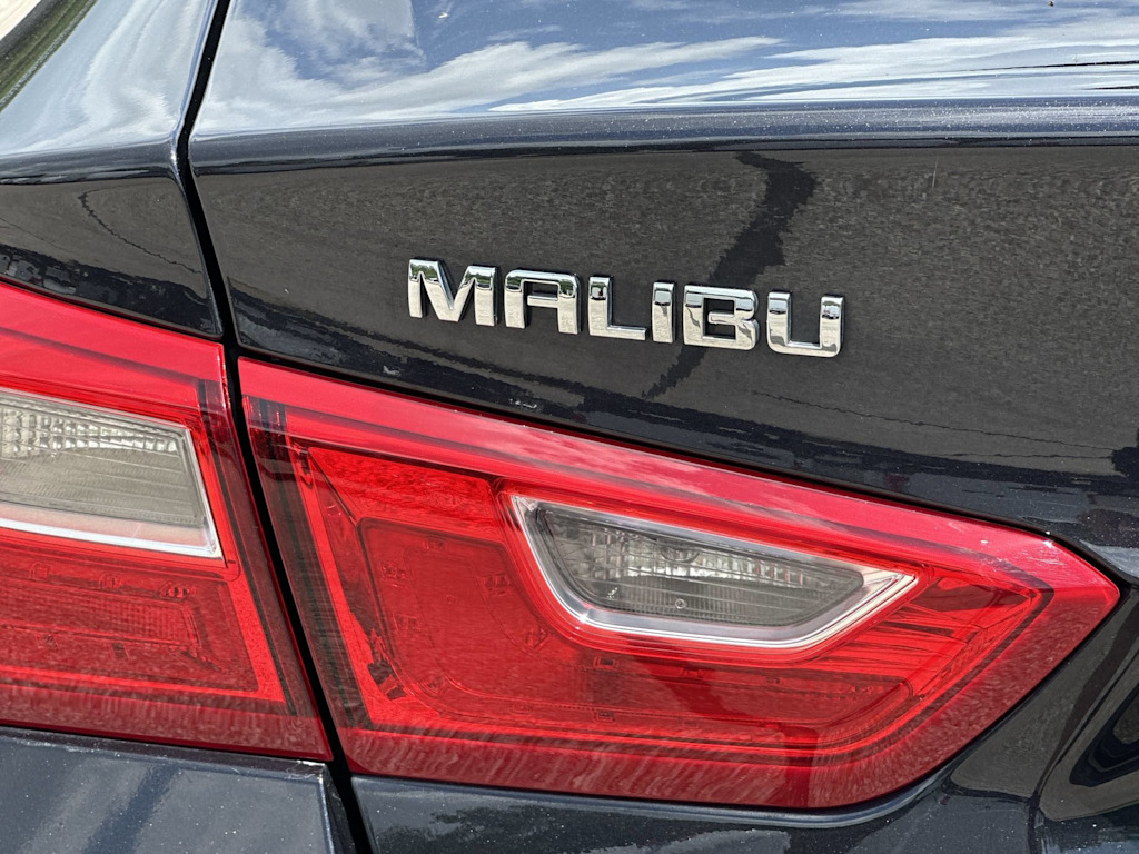 Thumbnail: 2023 Chevrolet Malibu - 25