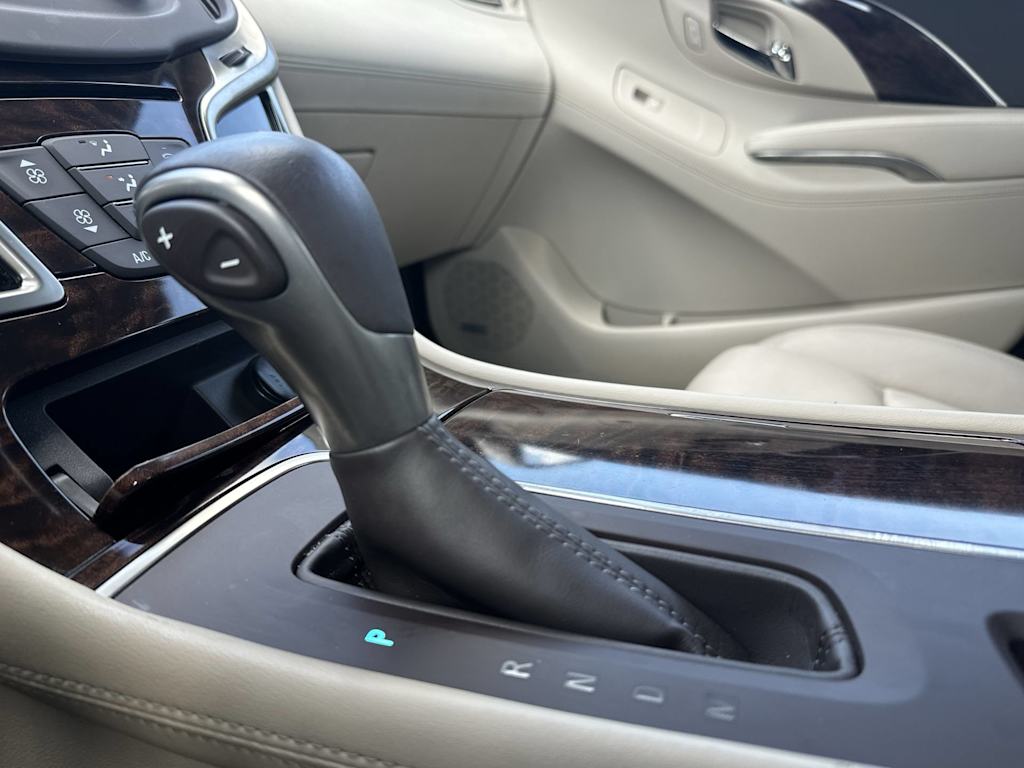 Thumbnail: 2014 Buick LaCrosse - 14