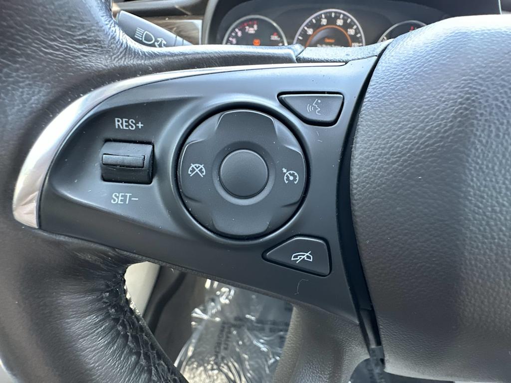 Thumbnail: 2017 Buick LaCrosse - 32