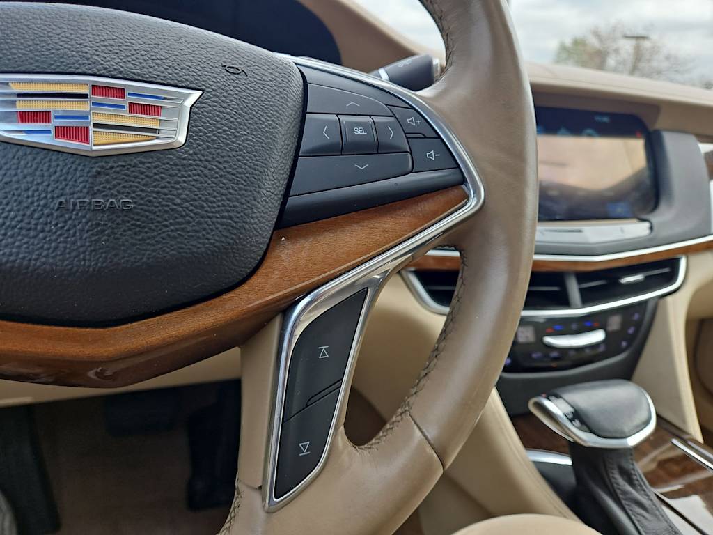 Thumbnail: 2017 Cadillac CT6 - 31