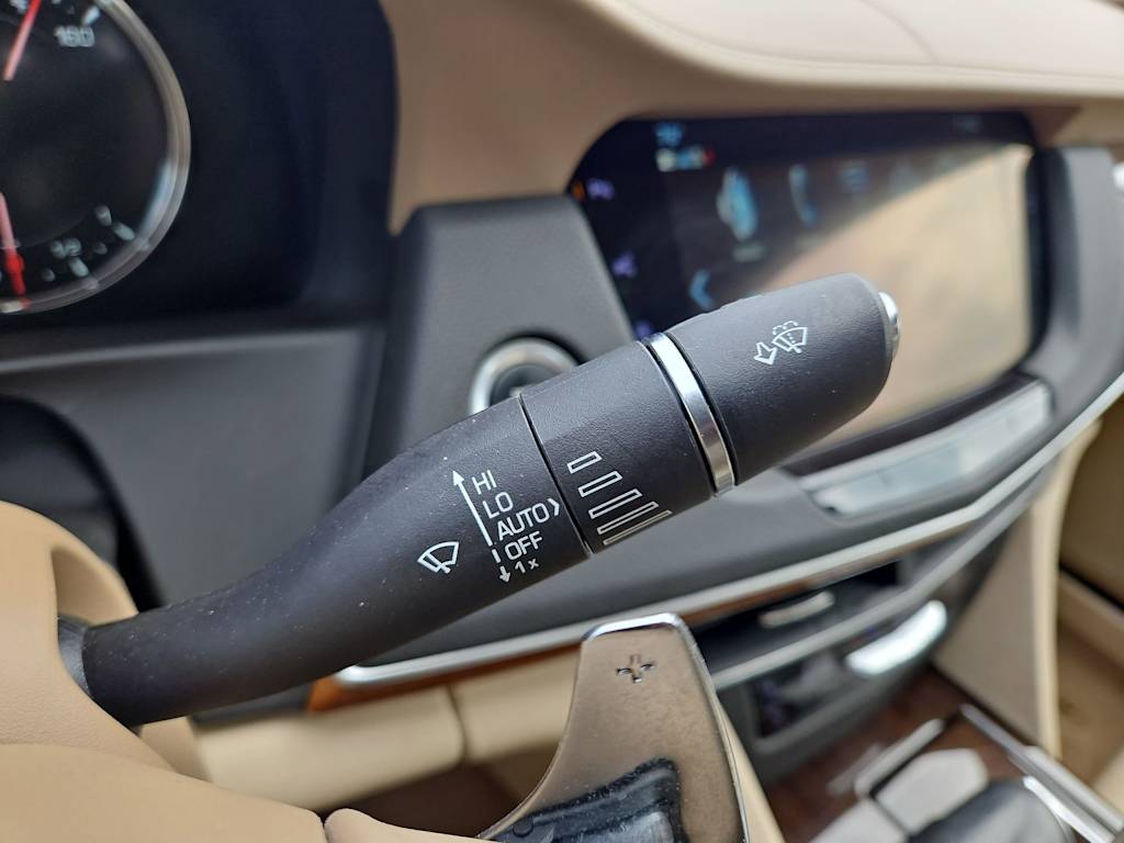 Thumbnail: 2017 Cadillac CT6 - 32