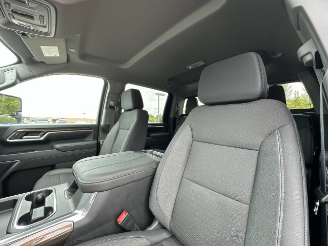 Thumbnail: 2026 Chevrolet Silverado 2500 - 10