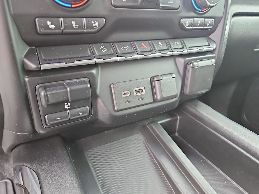 Thumbnail: 2020 Chevrolet Silverado 2500 - 35