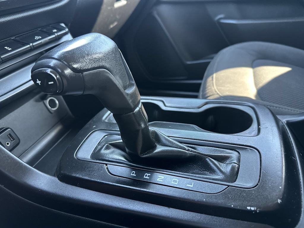 Thumbnail: 2020 Chevrolet Colorado - 36