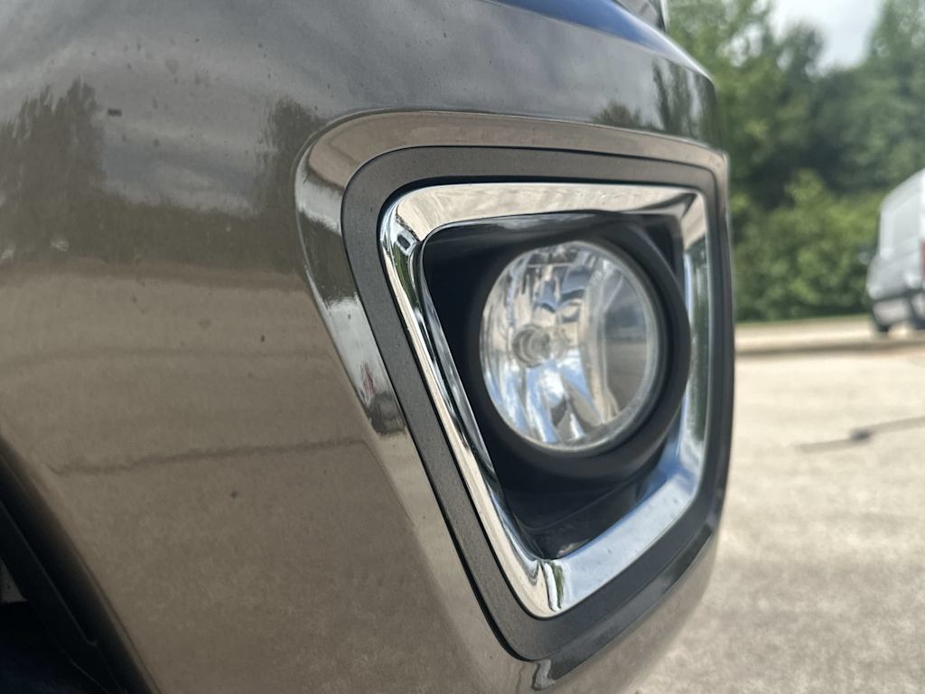 Thumbnail: 2017 Chevrolet Colorado - 24