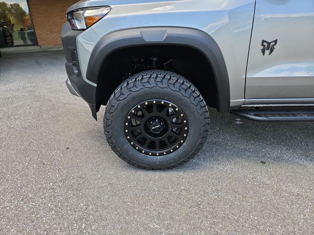 Thumbnail: 2026 Chevrolet Colorado - 7
