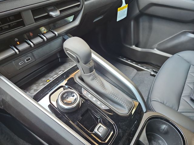 Thumbnail: 2026 Chevrolet Colorado - 33