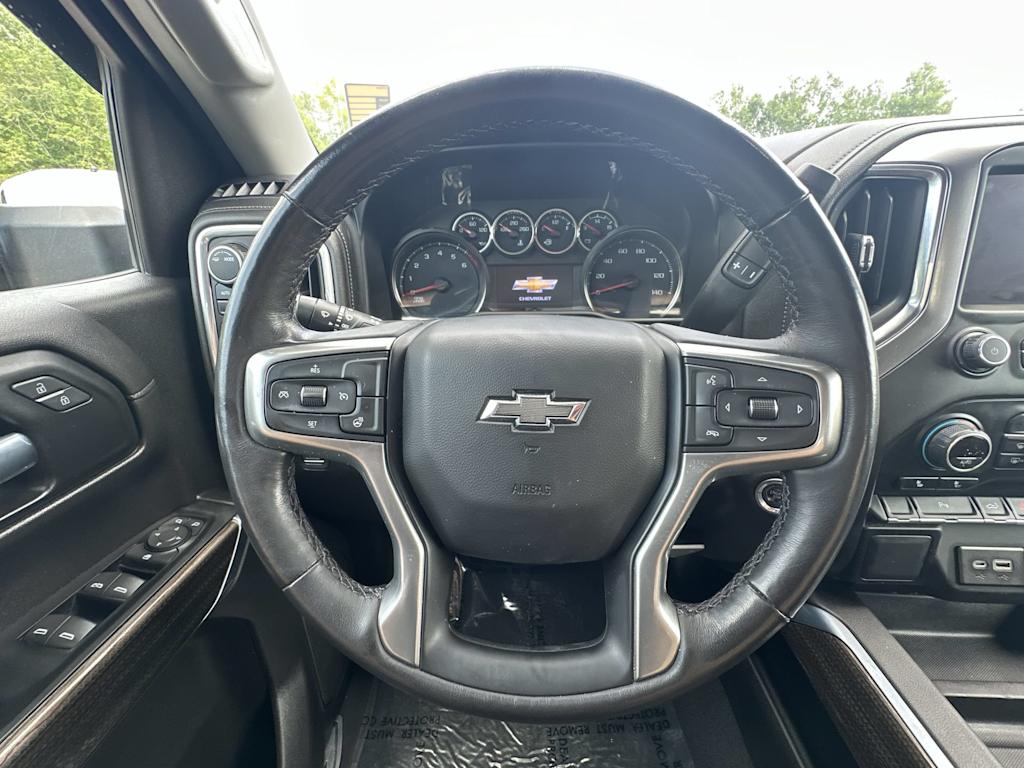 Thumbnail: 2022 Chevrolet Silverado 1500 - 10