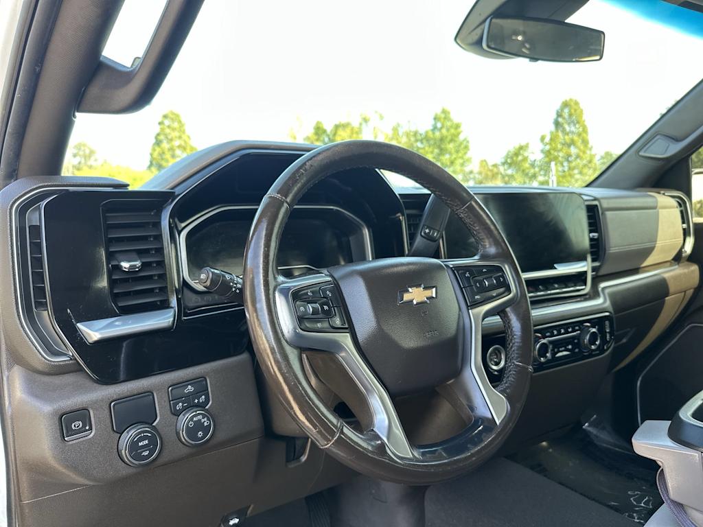 Thumbnail: 2022 Chevrolet Silverado 1500 - 2