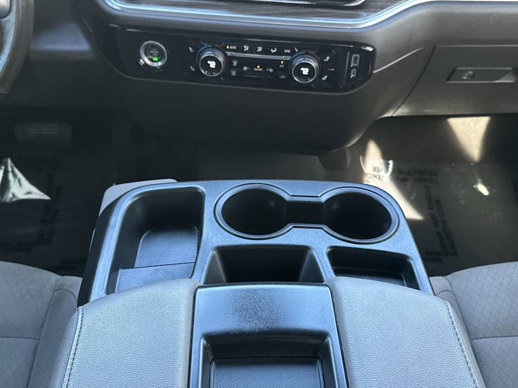 Thumbnail: 2022 Chevrolet Silverado 1500 - 33