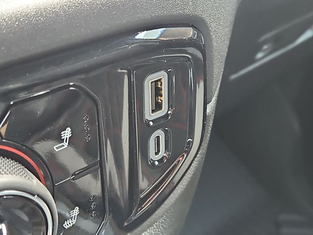 Thumbnail: 2026 Chevrolet Silverado 1500 - 34