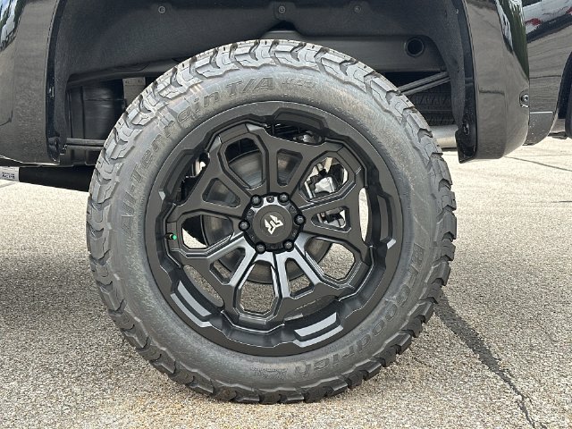 Thumbnail: 2026 Chevrolet Silverado 1500 - 8